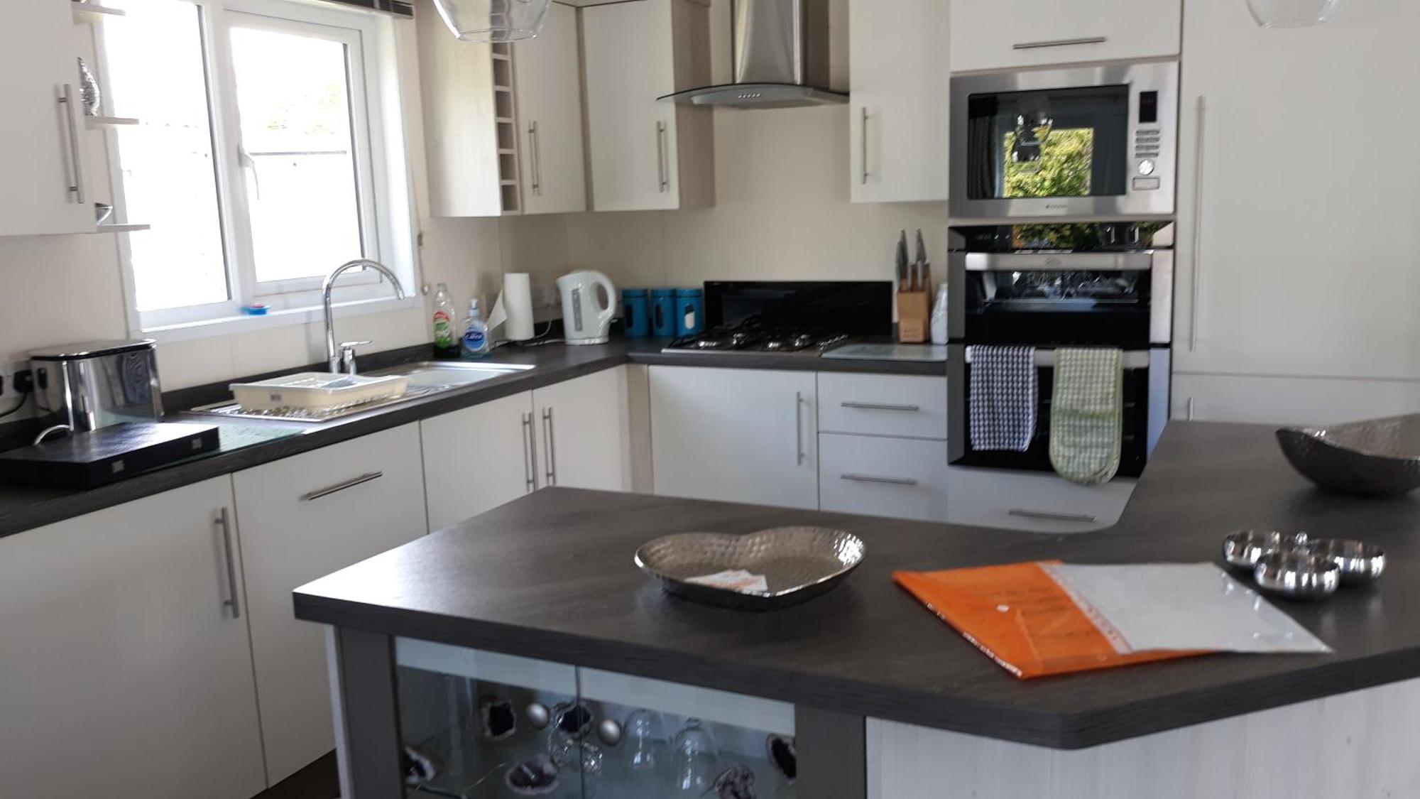 Luxury 6 Berth Lodge At Quince 10 Ferndown Exterior foto